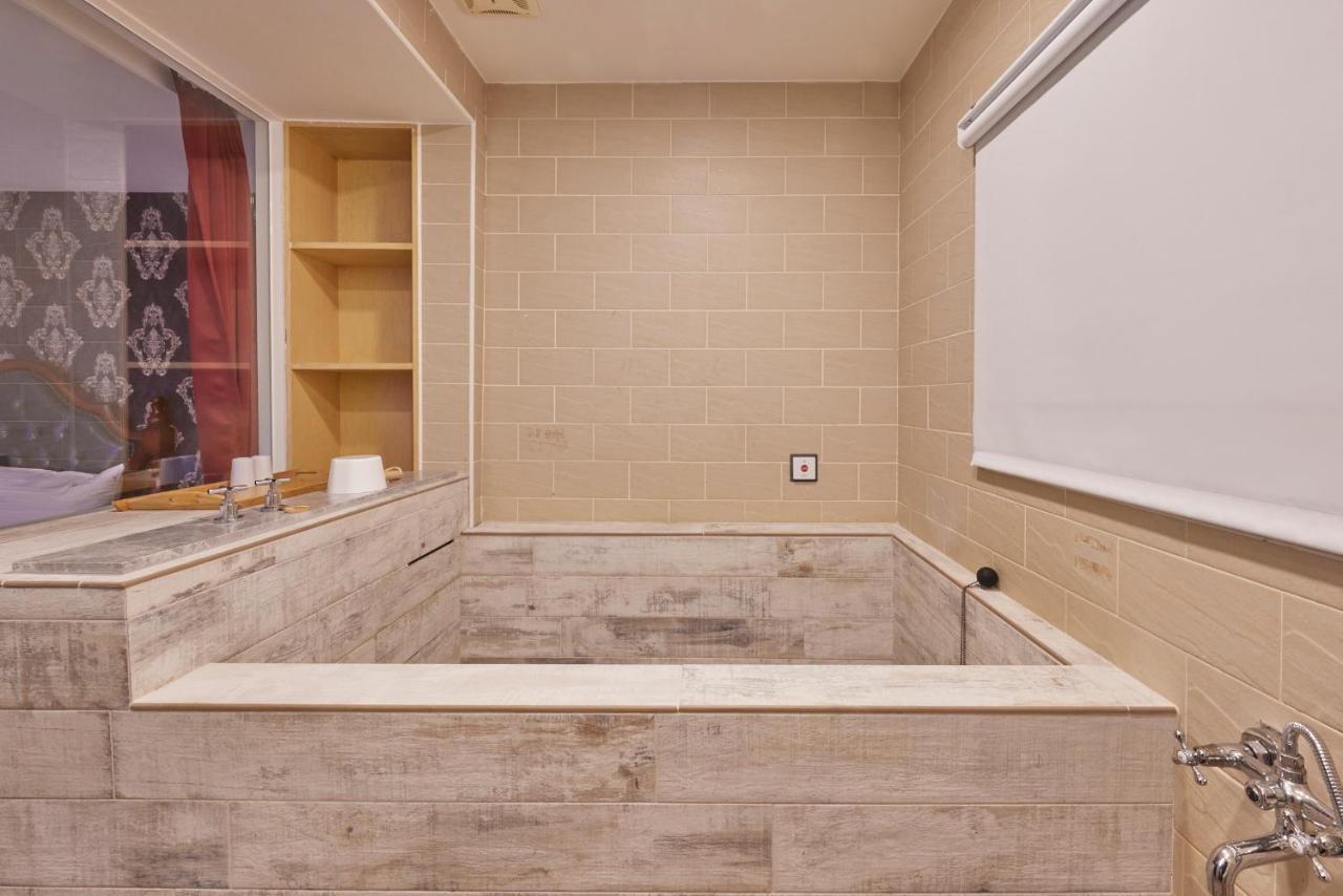 Kyokusui Hotspring Hotel Tajpej Zewnętrze zdjęcie