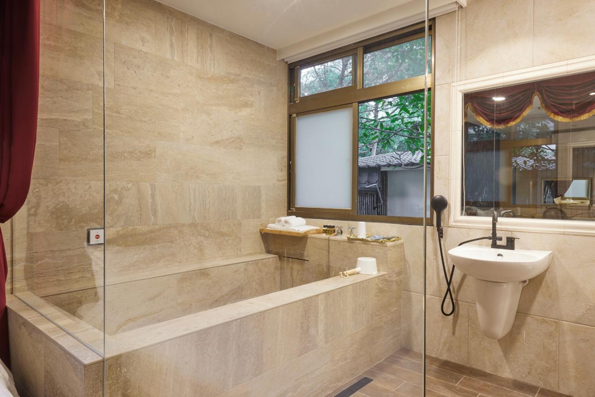 Kyokusui Hotspring Hotel Tajpej Zewnętrze zdjęcie